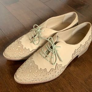 Pour La Victoire Oxford shoes